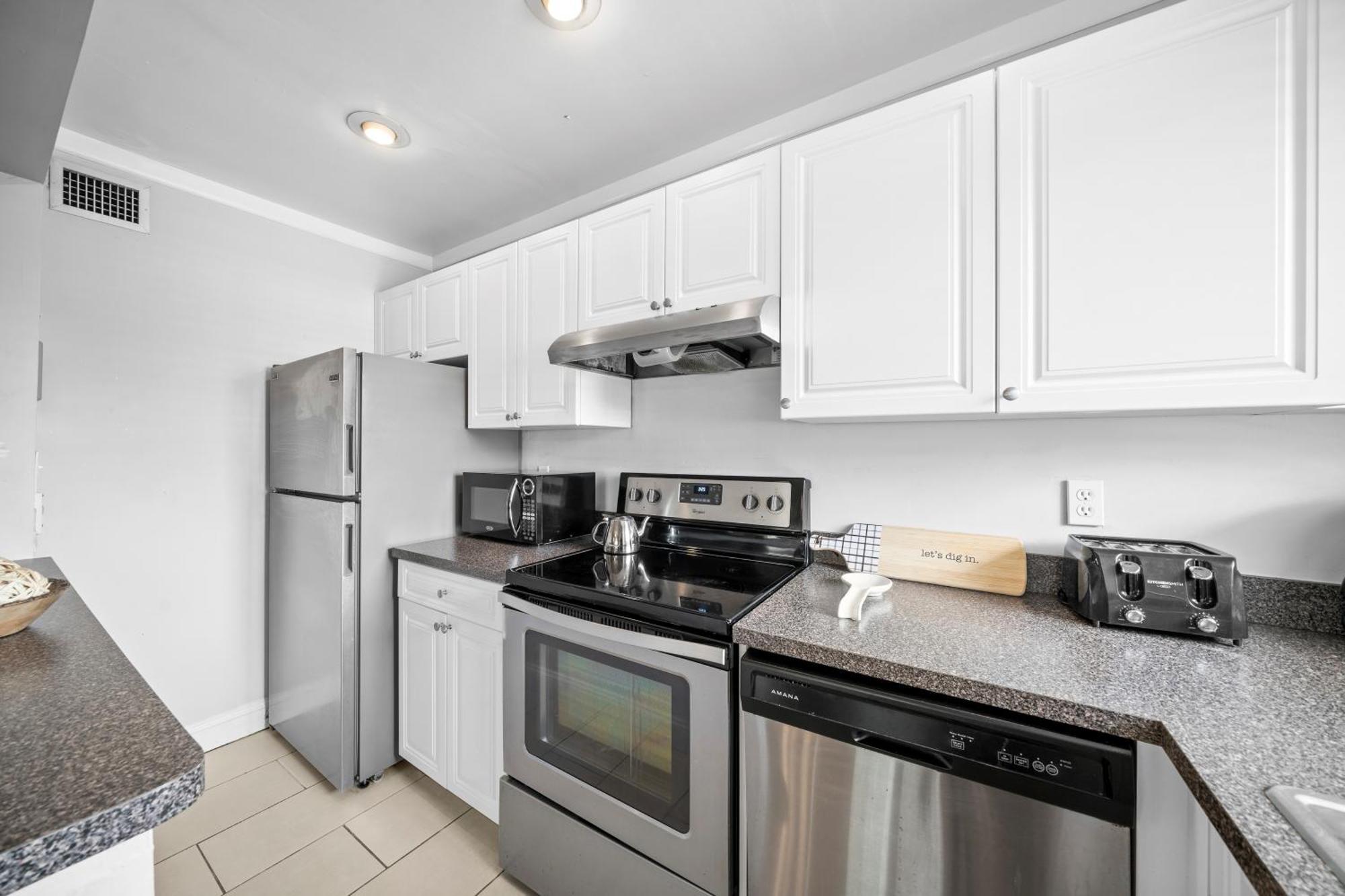 Bayview Apartments By Lowkl Fort Lauderdale Exterior photo